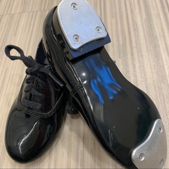 Dancing Fair Black Patent Tap Shoes sz 10w (kids) - Picture 2 of 4